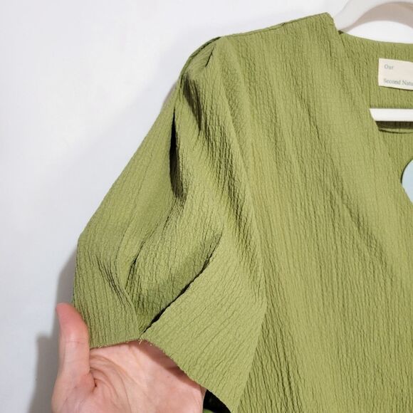 Our Second Nature Green Textured Tie Front Wrap Top - Picture 6 of 11